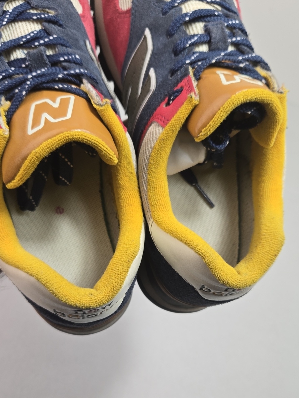Size 10.5 - New Balance 574 Multicolor Running Workout Gym Men Sneaker - Picture 7 of 9